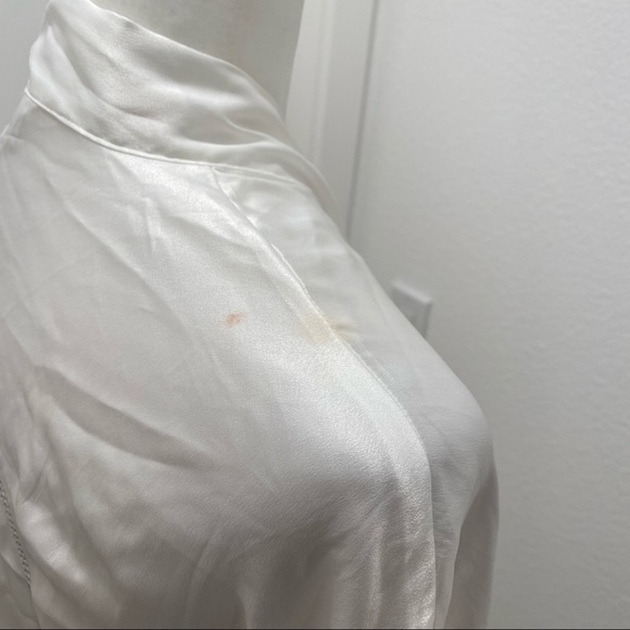 "I Do" by Victoria's Secret white Bride robe with rhinestones. One Size - Picture 7 of 12